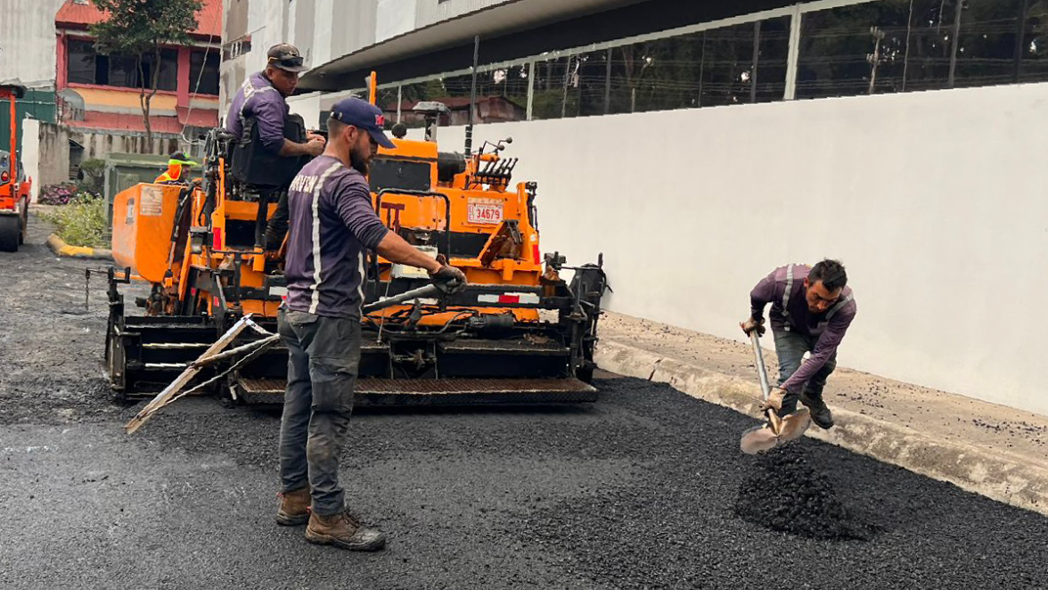 Roads with plastic